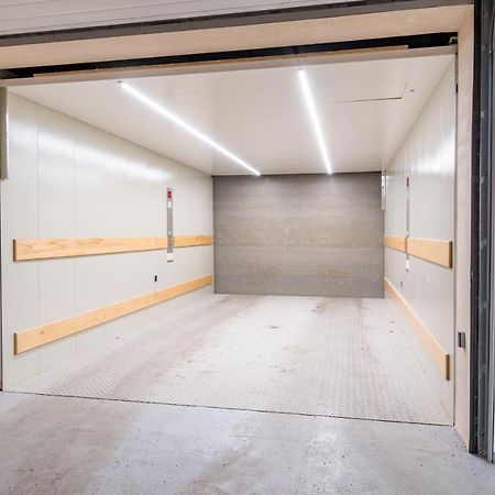 Studio Brand New Apartment #28 In New Building With Free Parking In City Center Πράγα Εξωτερικό φωτογραφία